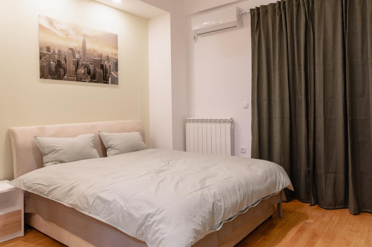 Airmi Hotel Surcin Экстерьер фото